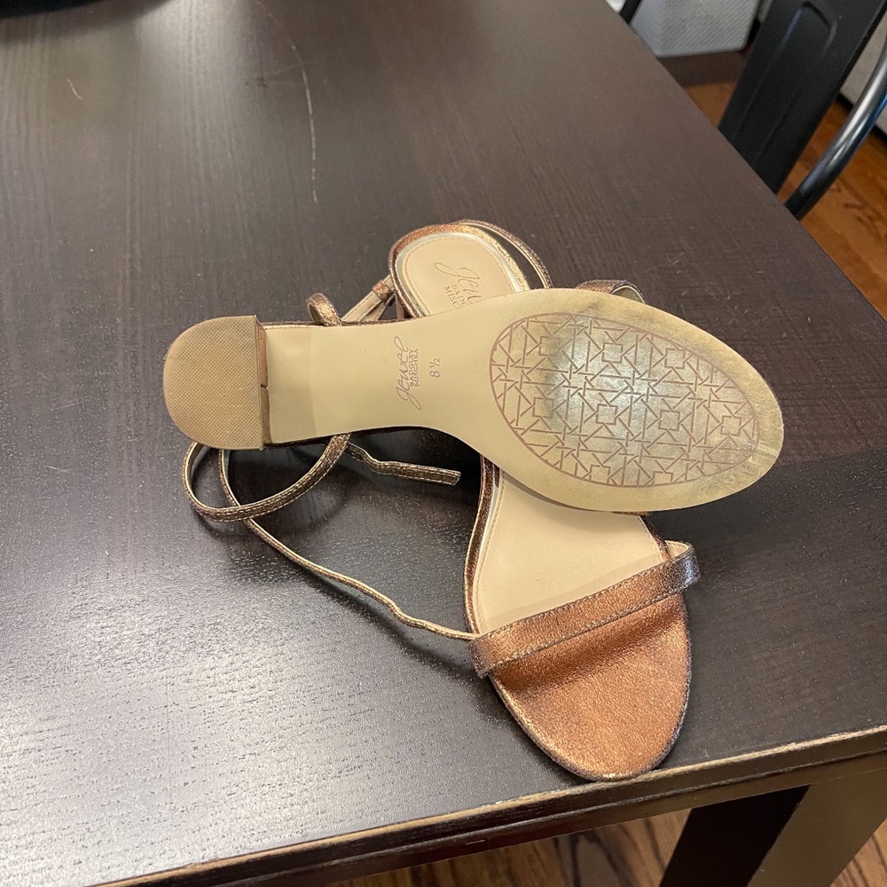 Jewel badlby Mischa size 8.5